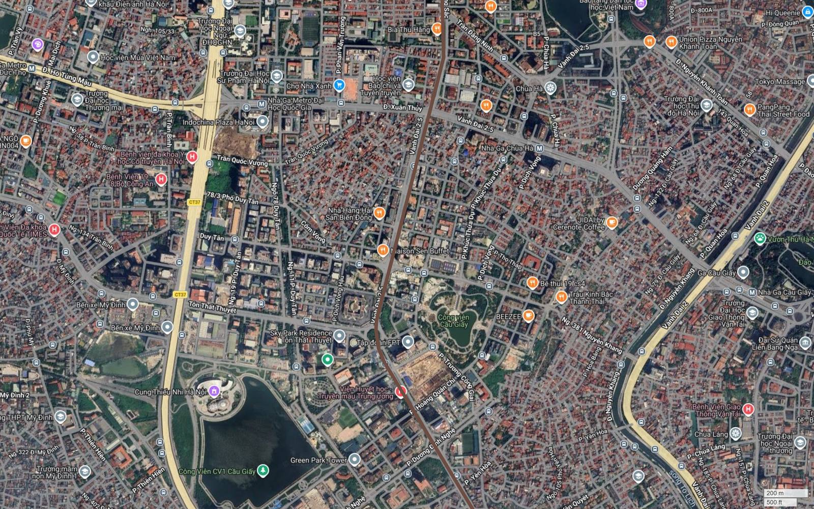 Ảnh vệ tinh metro số 7 qua Dịch Vọng, cạnh Ga Cầu Giấy và Nhà Ga Cầu Giấy của tuyến số 3, gần Bến xe Mỹ Đình